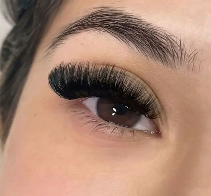 eyelashes extensions for hooded eyes