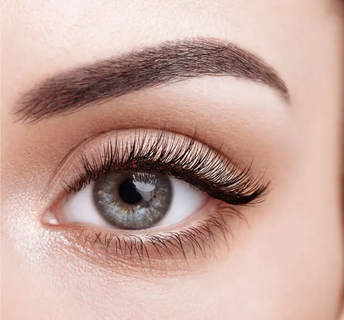 types of natural looking eyelash extensions
