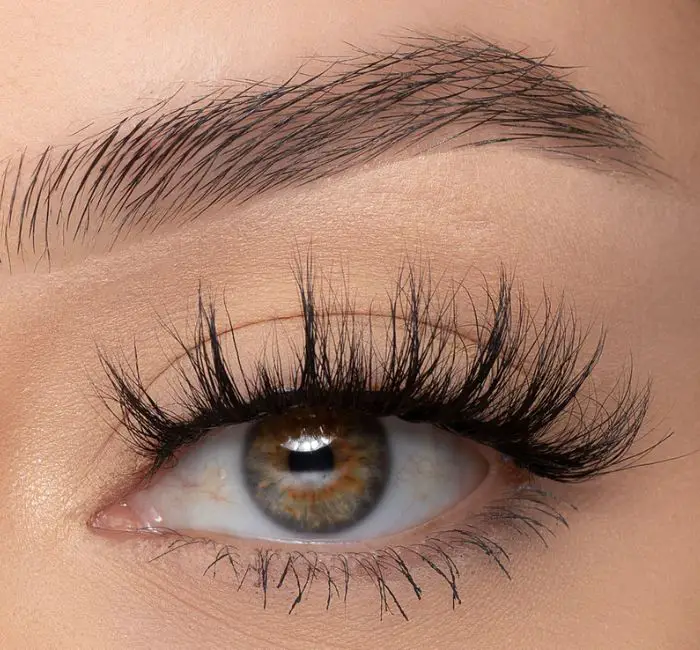 best lash extension style for small eyes